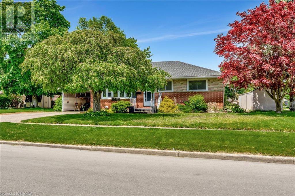 Woodstock, ON N4S4T3,1017 BRAESIDE Street