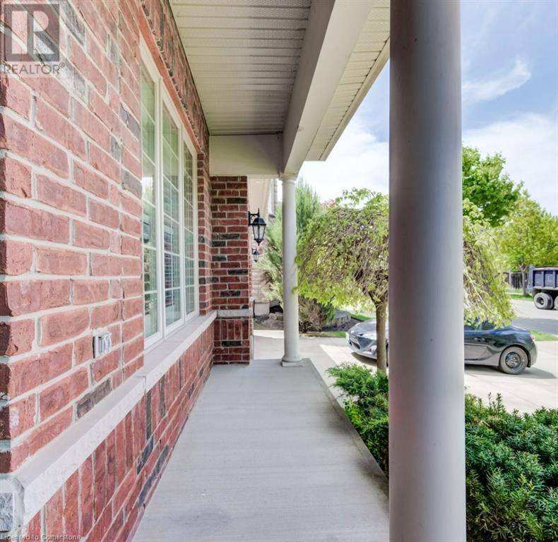 Kitchener, ON N2A4M2,252 EDGEWATER Crescent