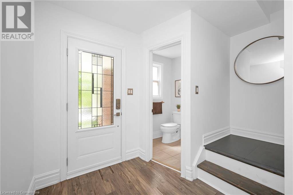 Hamilton, ON L8E4E1,353 MACINTOSH Drive