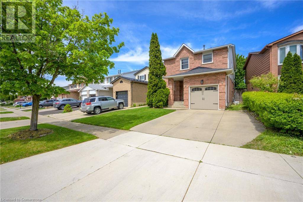 Hamilton, ON L8E4E1,353 MACINTOSH Drive