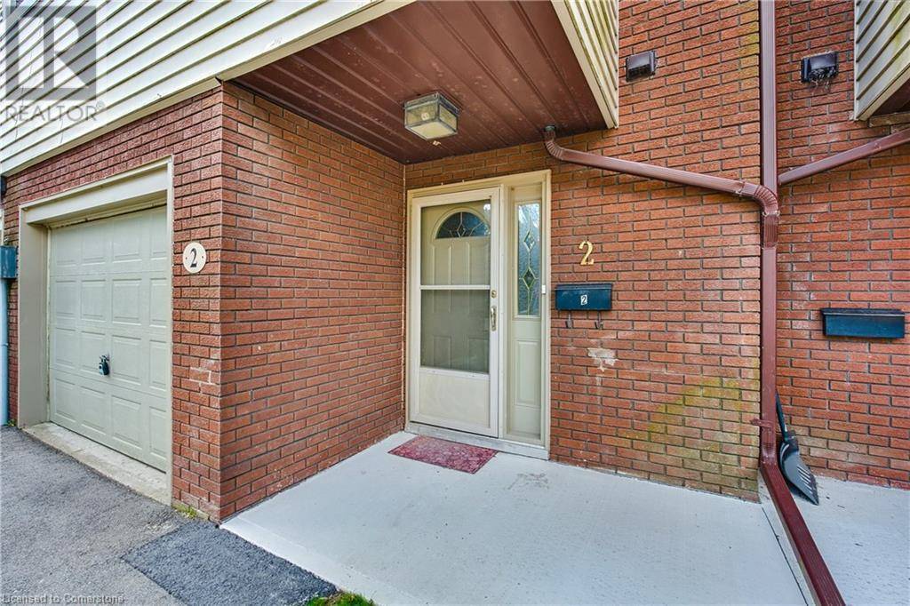 Dundas, ON L9H5G9,23 WATSONS LN #2