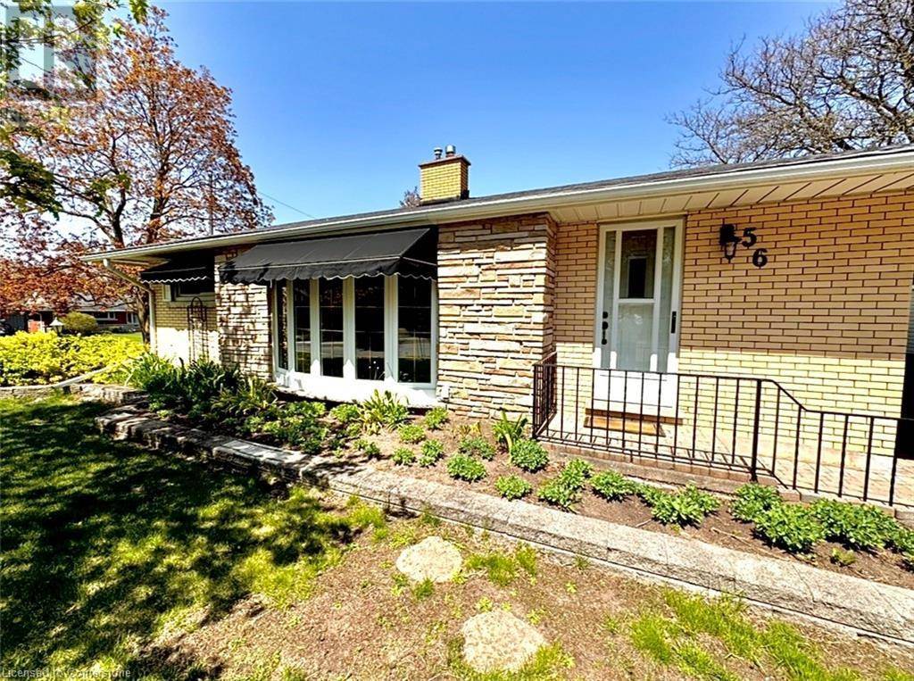 Waterloo, ON N2J2E7,56 CARDINAL Crescent S