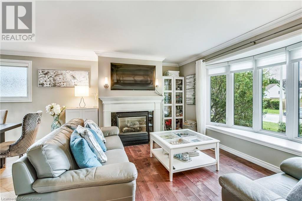 Burlington, ON L7M1H2,1310 SYCAMORE Drive