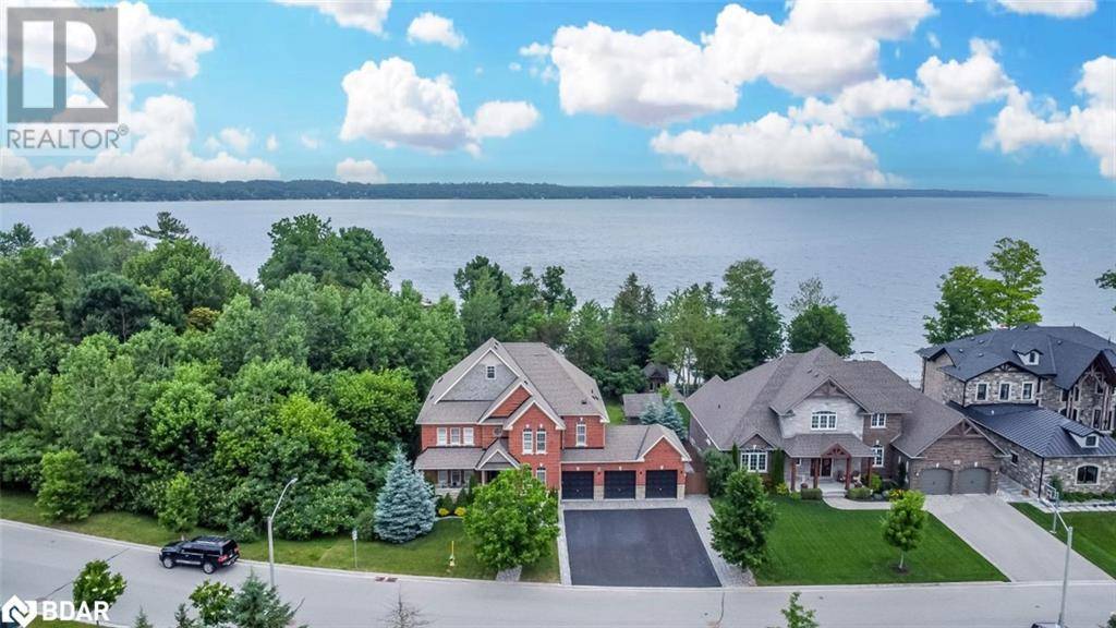 Barrie, ON L4N6M3,30 PLUNKETT Court