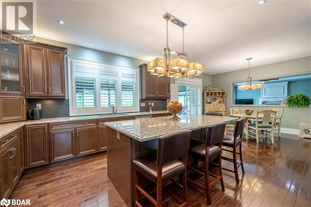 Barrie, ON L4N6M3,30 PLUNKETT Court