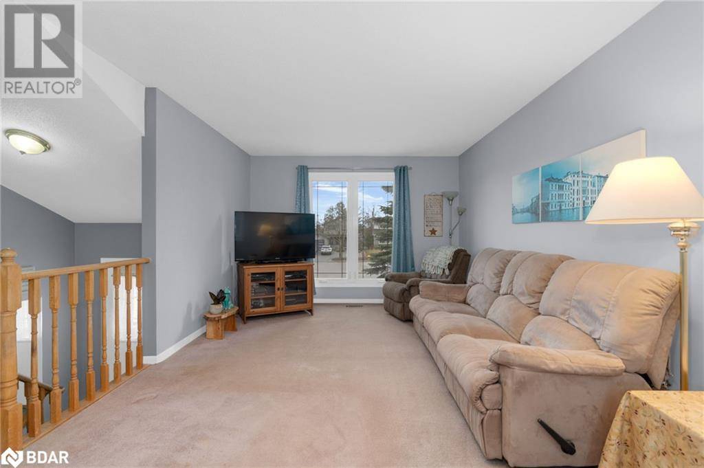 Barrie, ON L4N6H3,69 MCCONKEY Place