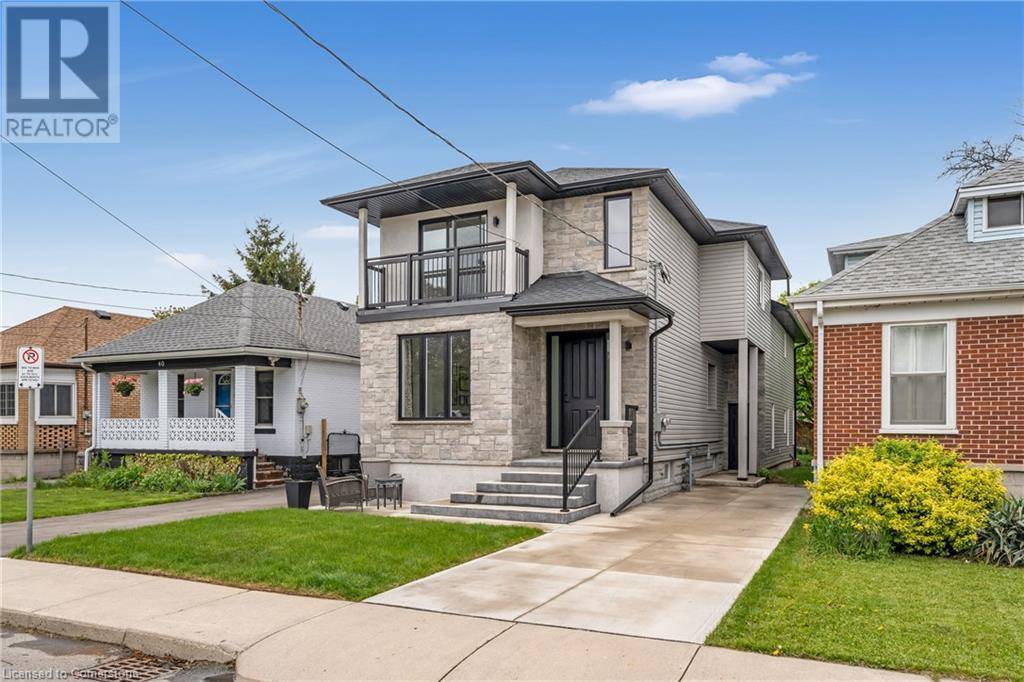 Hamilton, ON L9A4H9,38 EAST 16TH Street