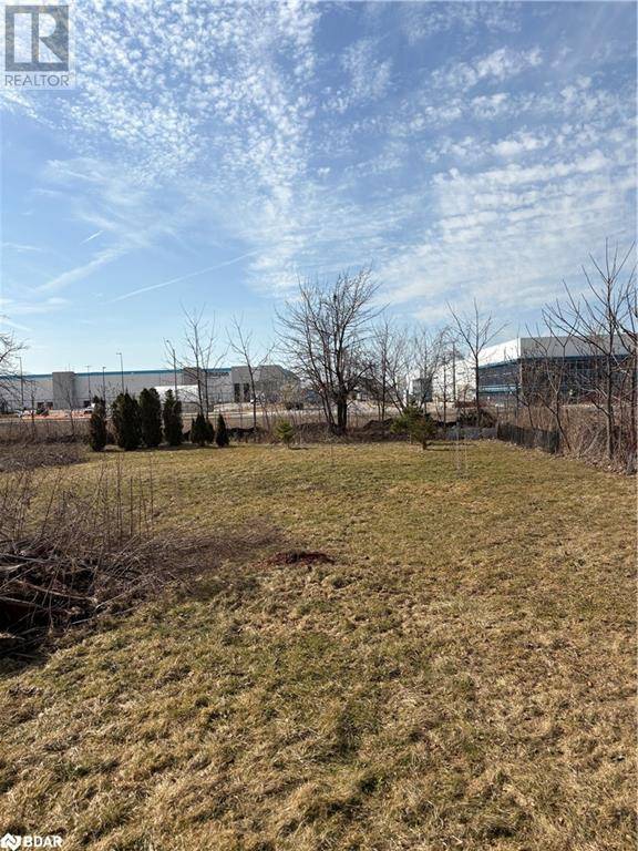 Hamilton, ON L0R1W0,2492 UPPER JAMES Street