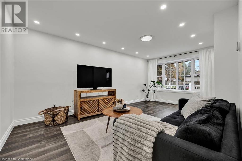 Kitchener, ON N2E1E3,39 CARTIER Drive