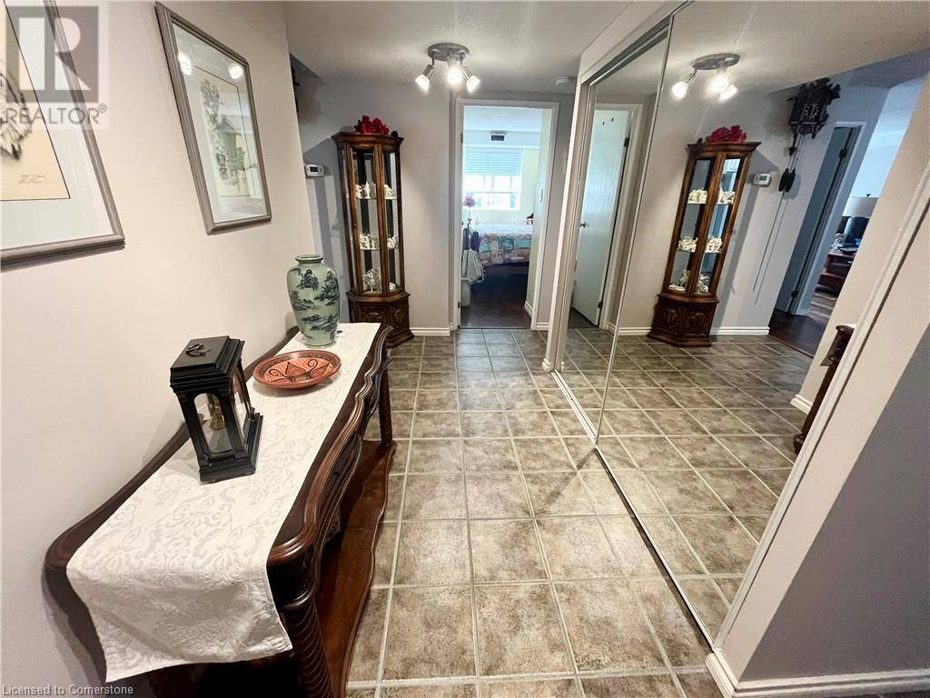 Woodstock, ON N4V1B1,163 FERGUSON DR #103