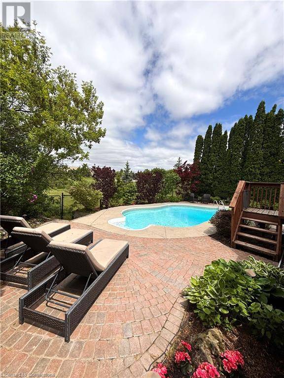 Burlington, ON L7M3V9,4105 MILLCROFT PARK Drive