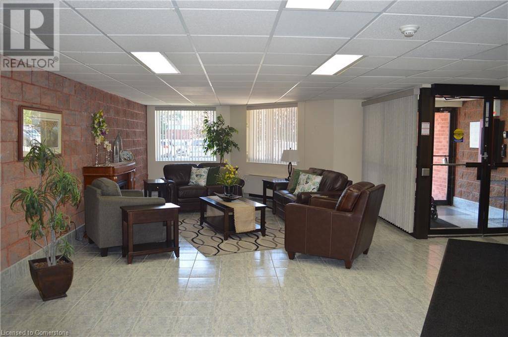 Simcoe, ON N3Y5J6,5 MILL POND CT #705