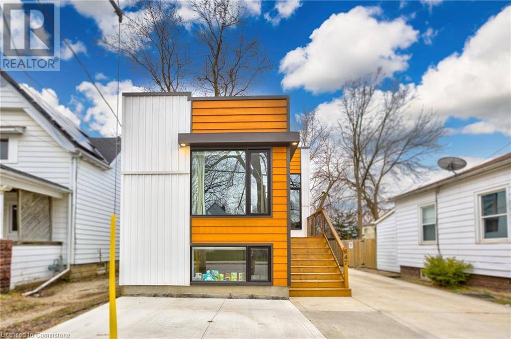 London, ON N5Z1L9,847 STEDWELL Street