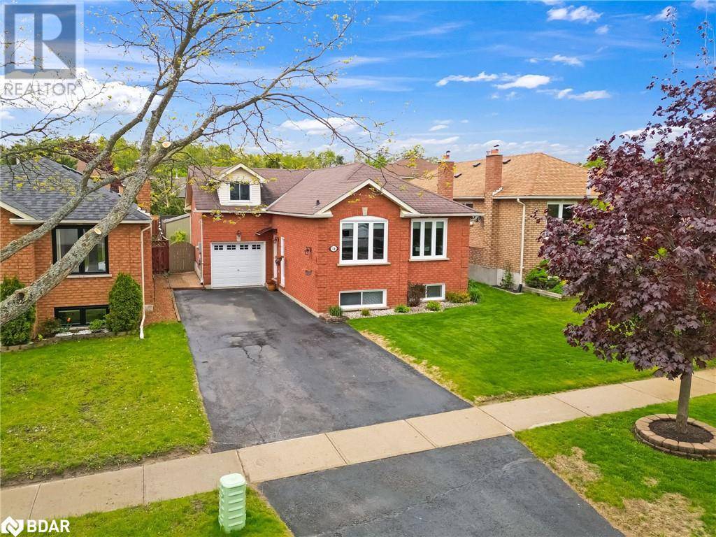 Barrie, ON L4N6Z6,16 BALLISTON Road