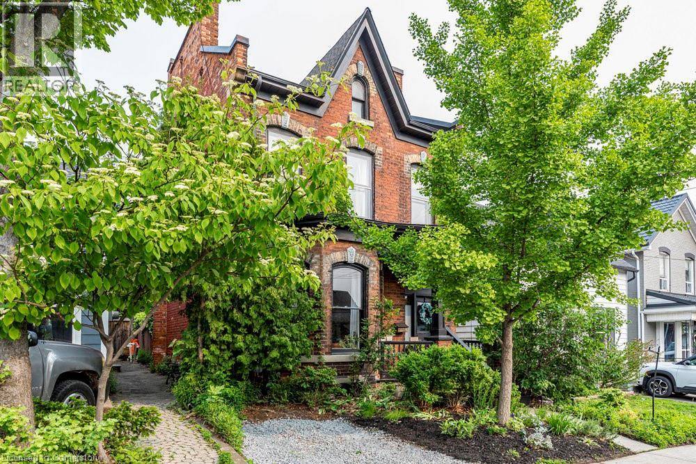 Hamilton, ON L8R3A7,115 LOCKE Street N