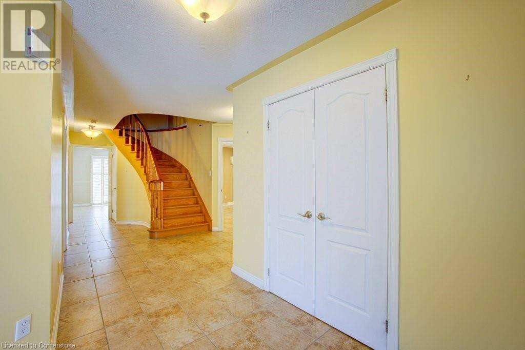 Vaughan, ON L4L8X5,105 VENETO Drive