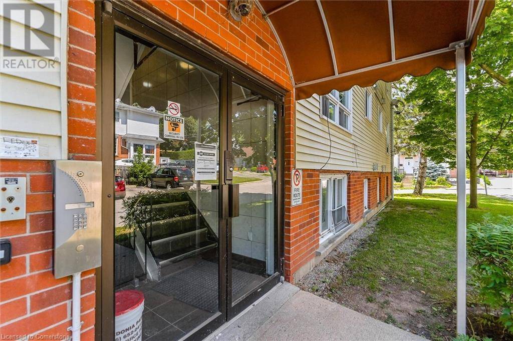 Kitchener, ON N2G3L6,119 CEDAR ST South #12
