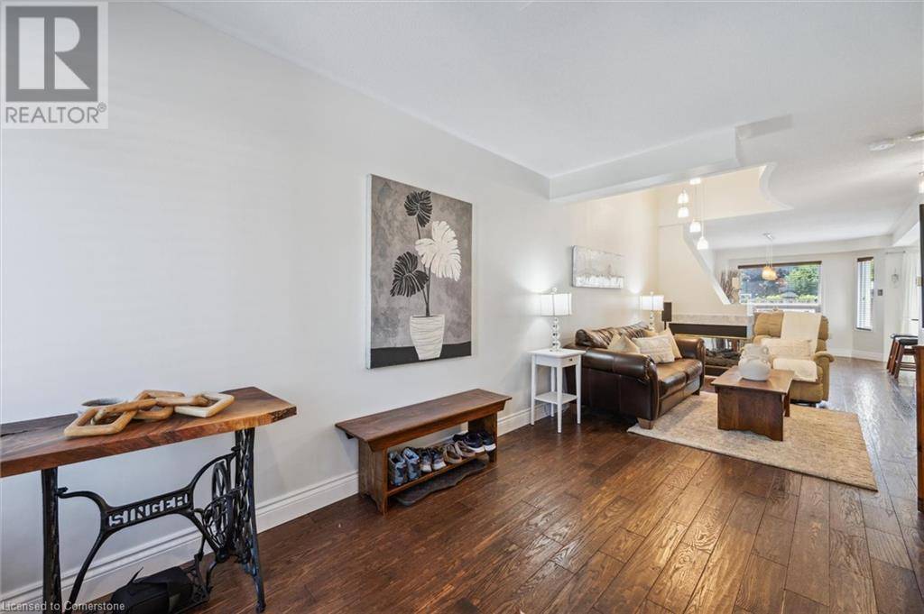 Oakville, ON L6M3M4,1240 WESTVIEW TER #23