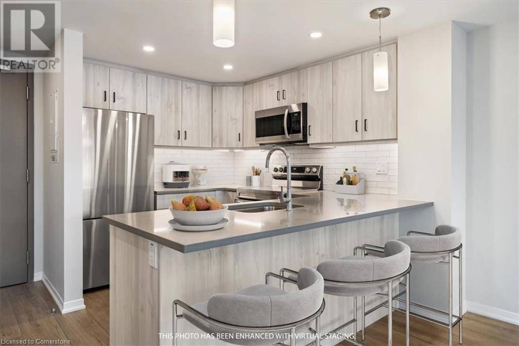 Vineland, ON L0R2C0,3998 VICTORIA AVE #110
