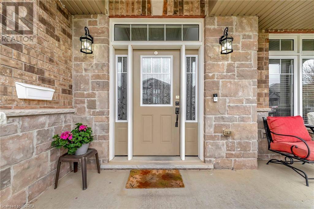 Paris, ON N3L0A7,34 CRAWFORD Place