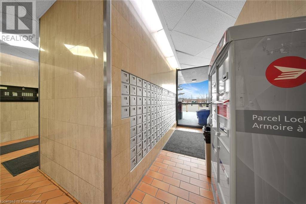 Toronto, ON M9R1S9,330 DIXON RD #905
