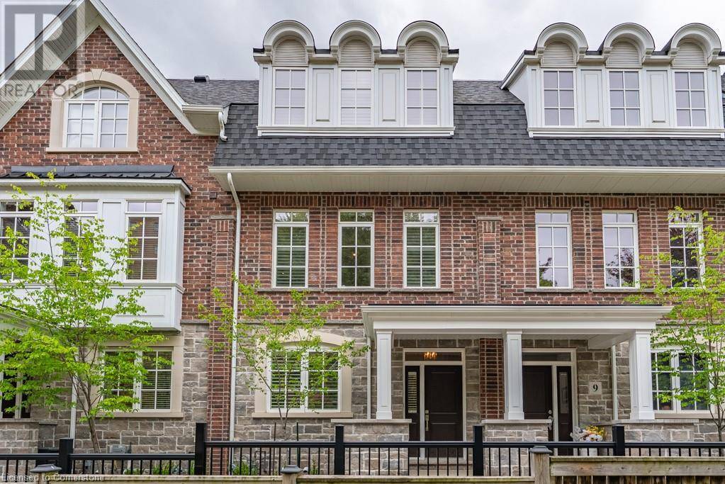 Burlington, ON L8R1J6,2362 NEW ST #8