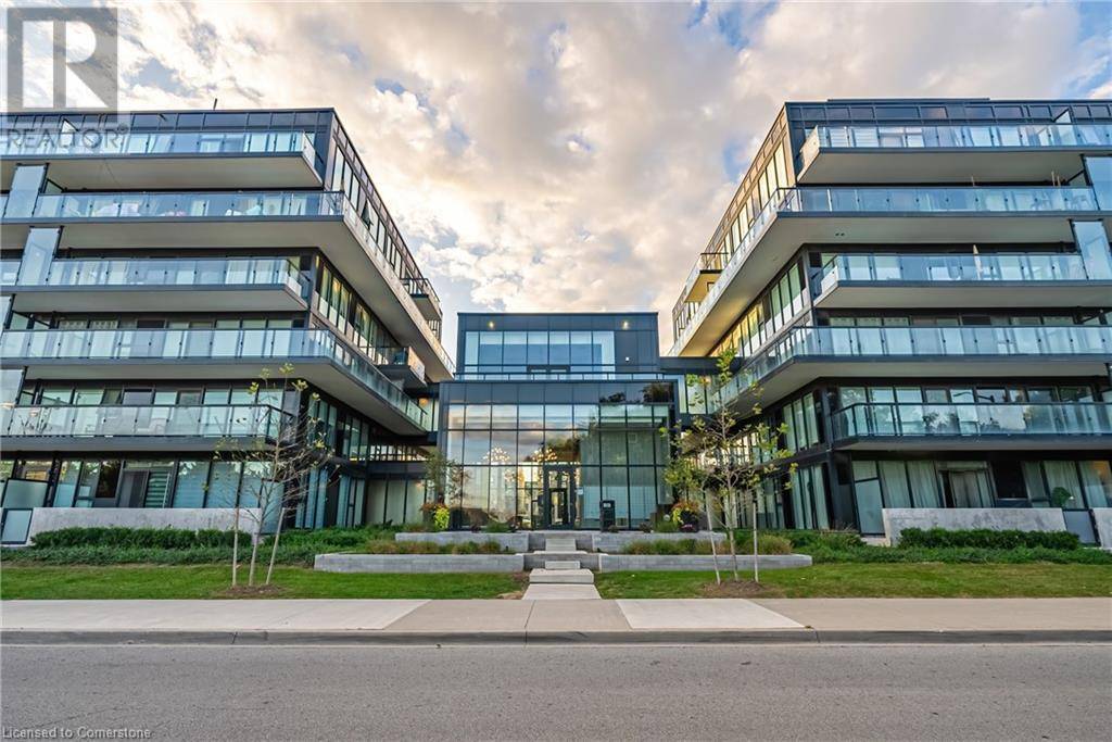 Burlington, ON L7T4A8,1117 COOKE BLVD #A101