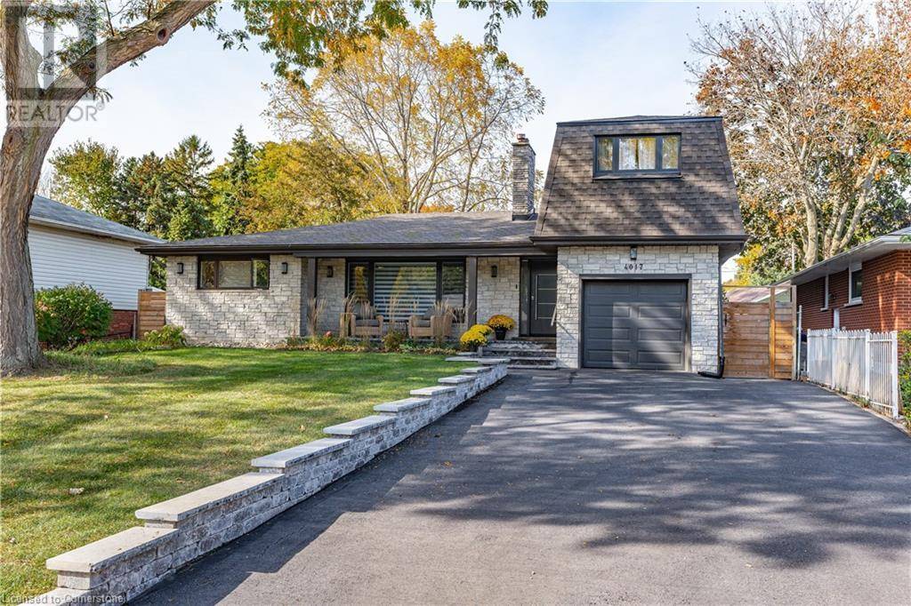 Burlington, ON L7L1R1,4017 GRAPEHILL Avenue