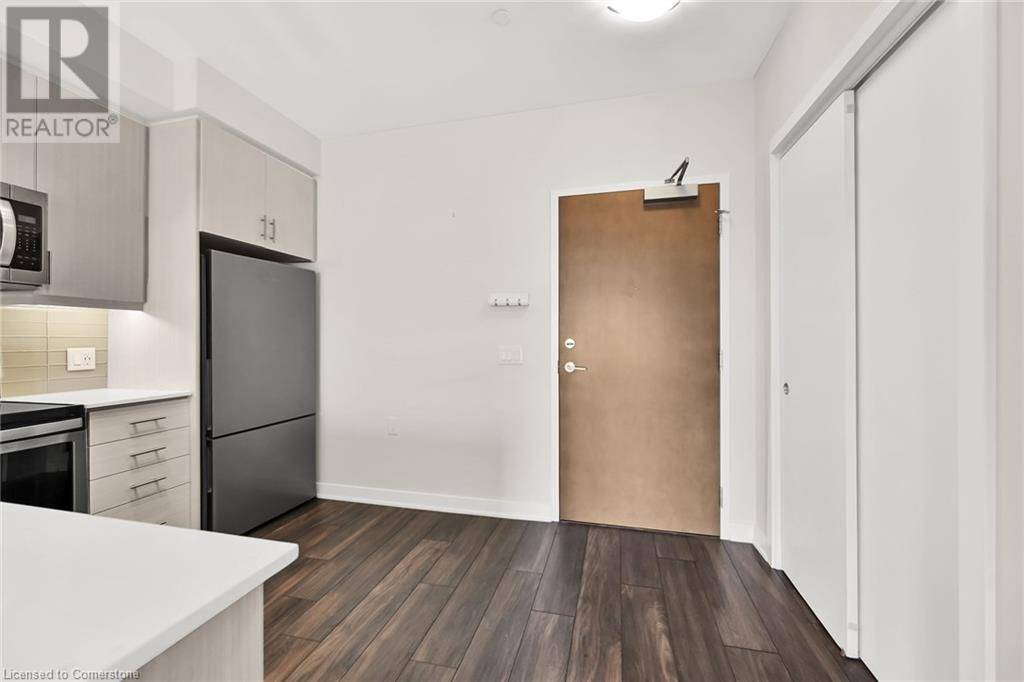 Burlington, ON L7T0C1,320 PLAINS RD East #312