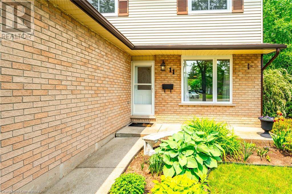 Stoney Creek, ON L8G4L6,11 PECAN Court