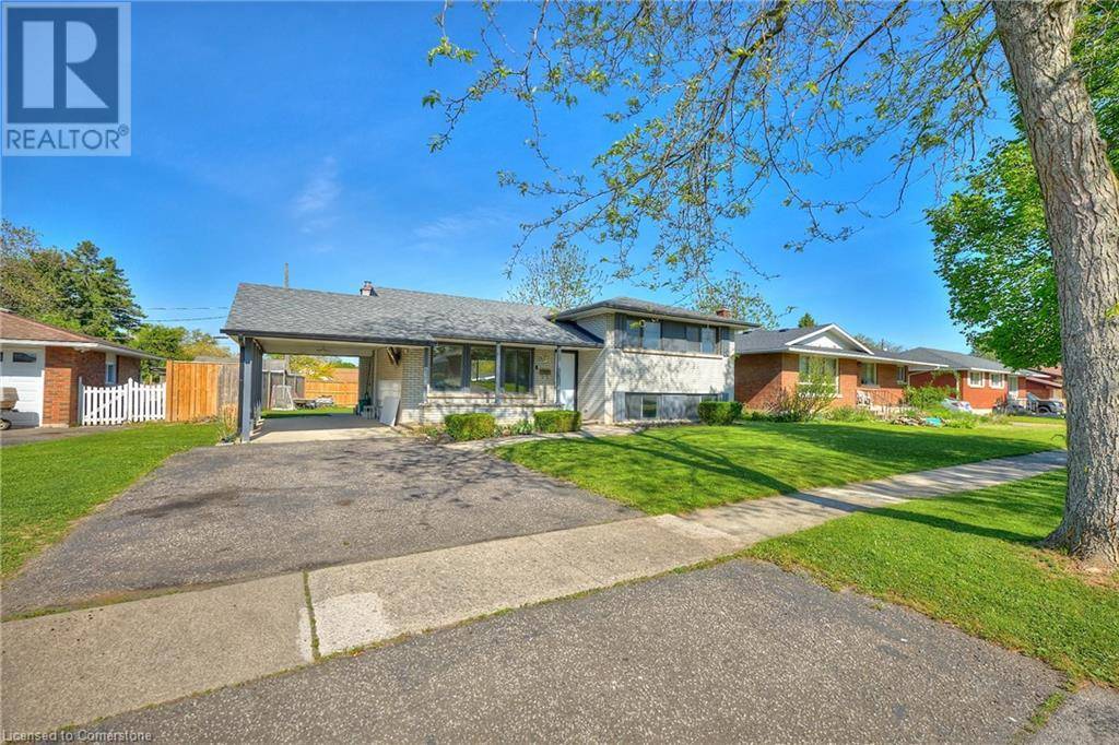 St. Catharines, ON L2T2W2,19 CLEARVIEW Heights