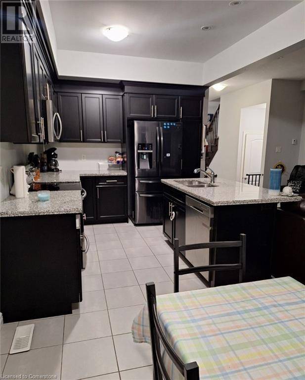 Stoney Creek, ON L8E0J4,98 SHOREVIEW PL #4