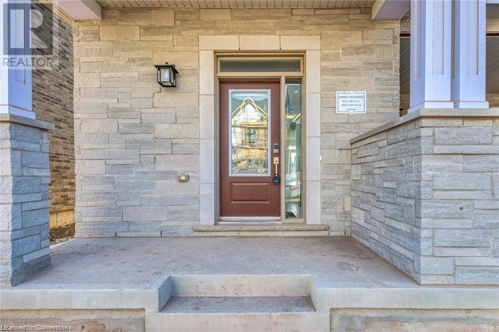 Oakville, ON L6M4K1,3262 CRYSTAL DRIVE