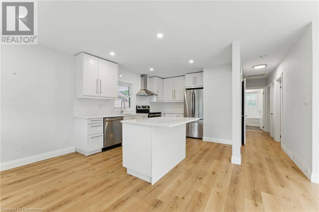 Kitchener, ON N2C1Y5,204 CLARK Avenue