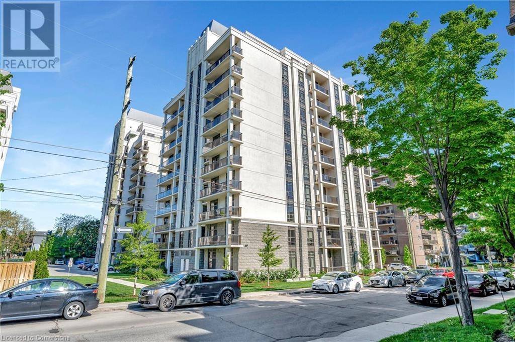 Hamilton, ON L8P0C2,81 ROBINSON ST #809