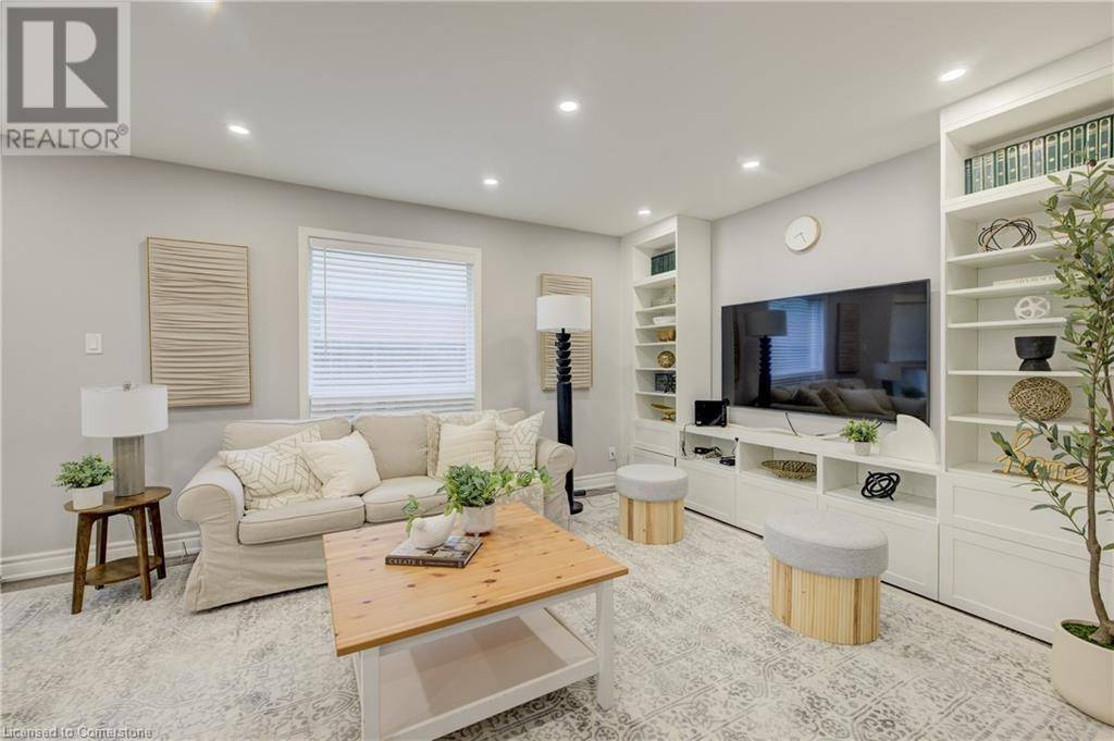 Mississauga, ON L5N2Y5,3210 ANDERSON Crescent