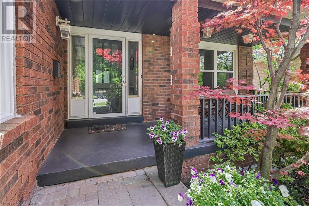 Oakville, ON L6J6Y4,2816 HUNTINGDON Trail