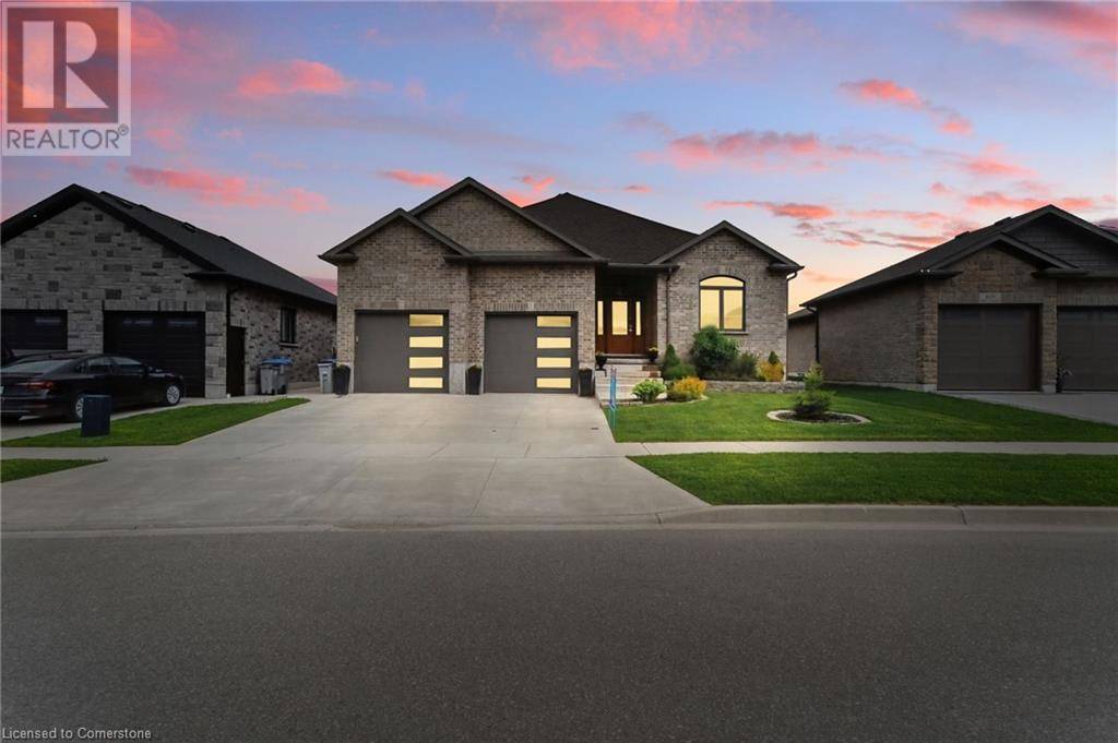 Listowel, ON N4W0B4,107 FORBES Crescent