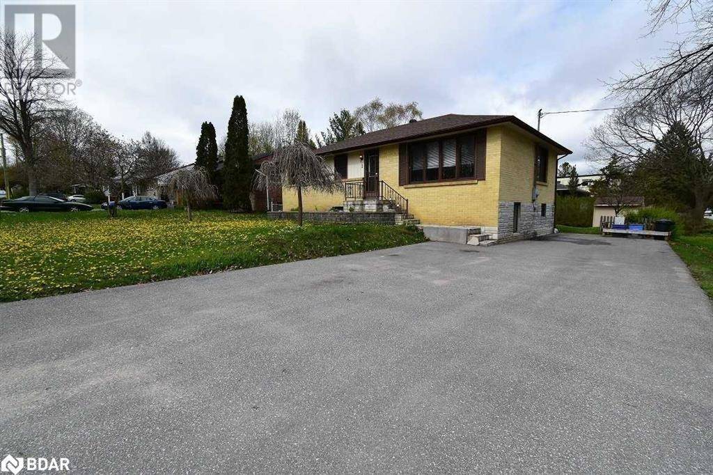 Barrie, ON L4N2B1,1 VINE ST #BSMT