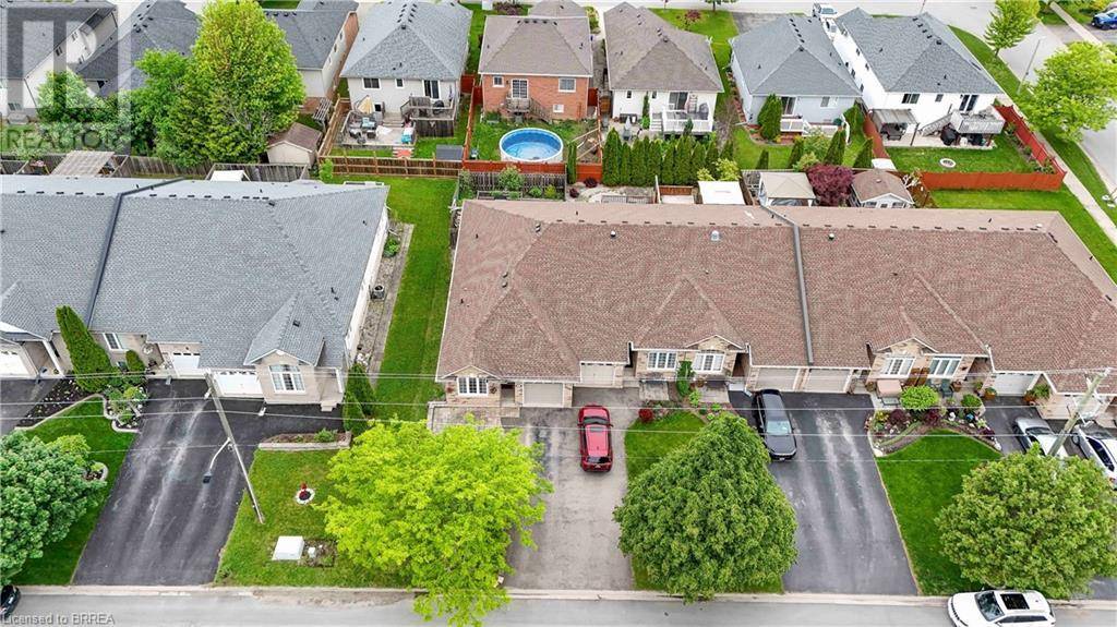 Welland, ON L3C7M5,1039 HANSLER Road
