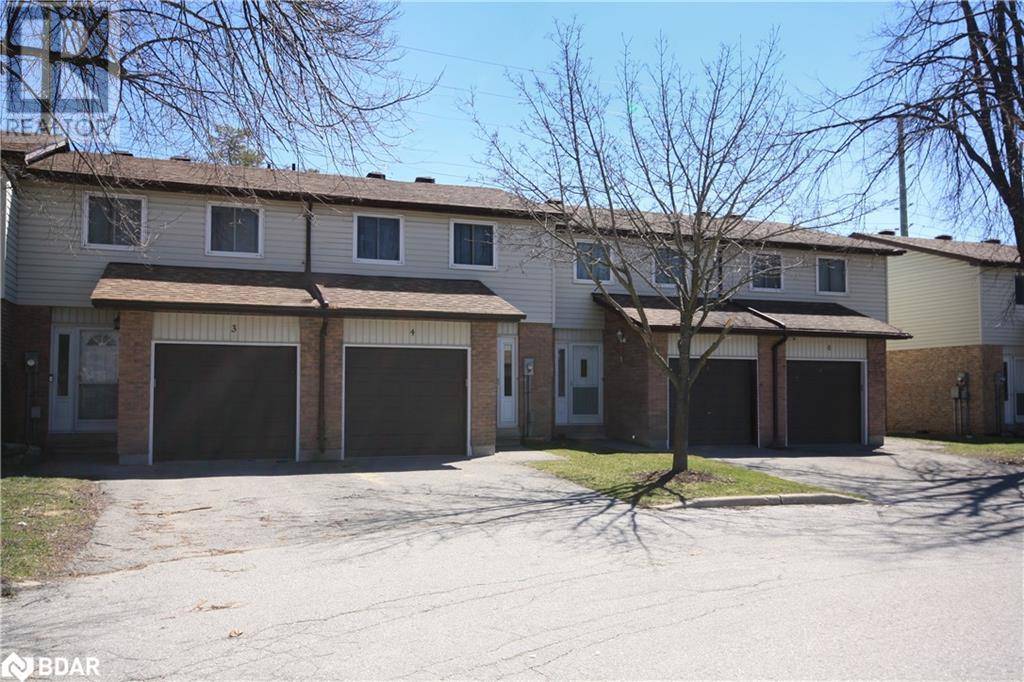 Barrie, ON L4M2V3,261 ROSE ST #4