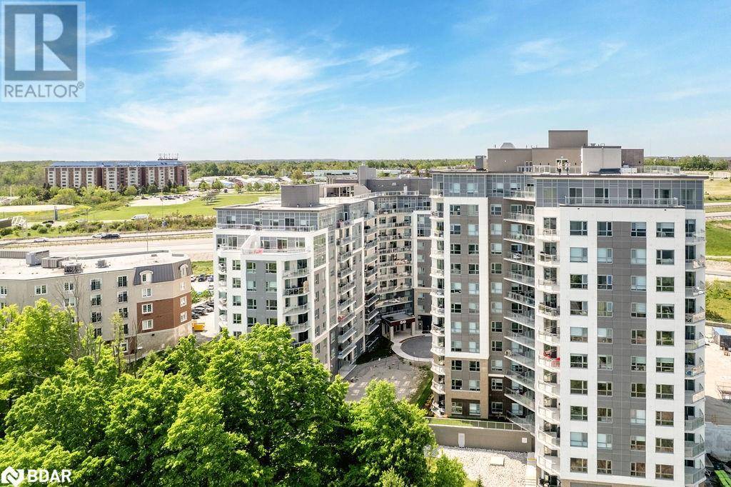 Barrie, ON L4M0L5,58 LAKESIDE TER #716