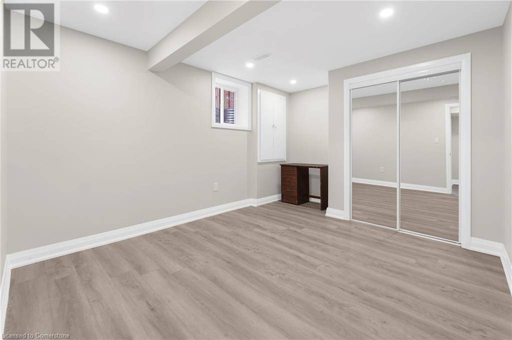 Cambridge, ON N3C0B8,263 BALDWIN DR #BASEMENT
