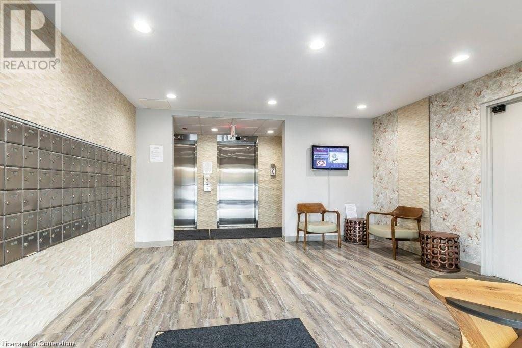 Cambridge, ON N3C4B5,200 JAMIESON Pkwy #1010