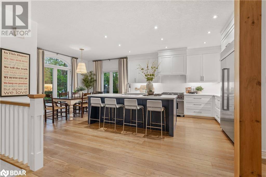 Innisfil, ON L9S2X7,292 TRILLIUM Place