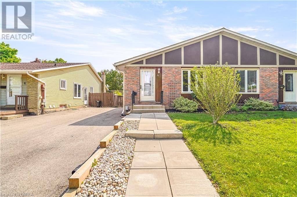 Brantford, ON N3P1J8,4 PONYTRAIL Drive