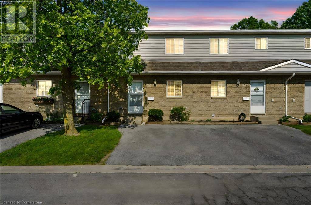 Niagara Falls, ON L2H2X6,8136 COVENTRY RD #44