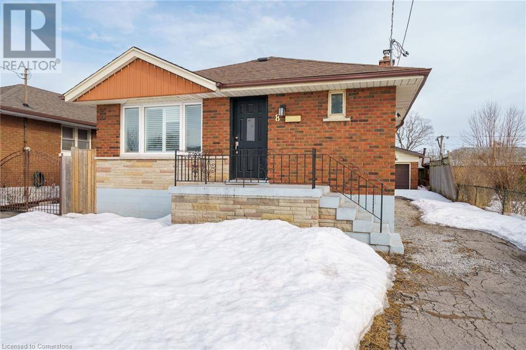 Hamilton, ON L8H6K1,8 SHYNAL Avenue