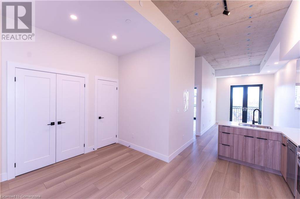 Hamilton, ON L8P3A3,169 JAMES ST South #202
