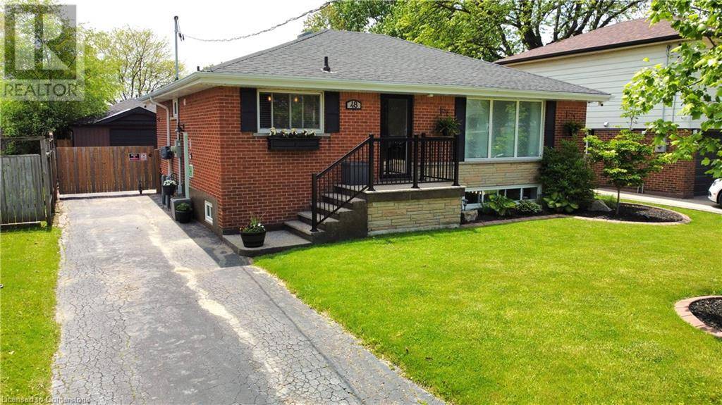 Hamilton, ON L8V2H5,48 CARMEN AVE #B